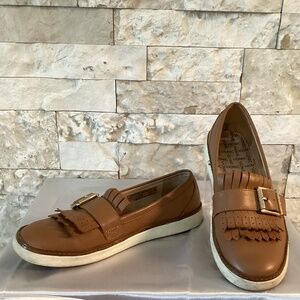 Vionic Sunny Cambridge Women's Kiltie Slip-on loafers